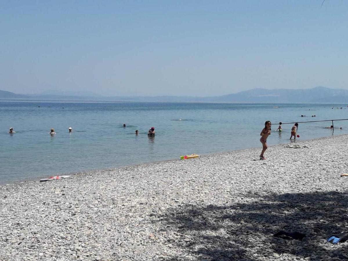 Villa Kalamos / Sea View And Pool Nearby Athens Exterior photo
